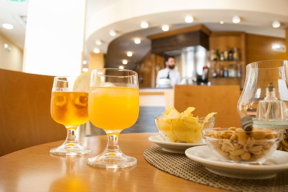 City Hotel Casoria Bagian luar foto
