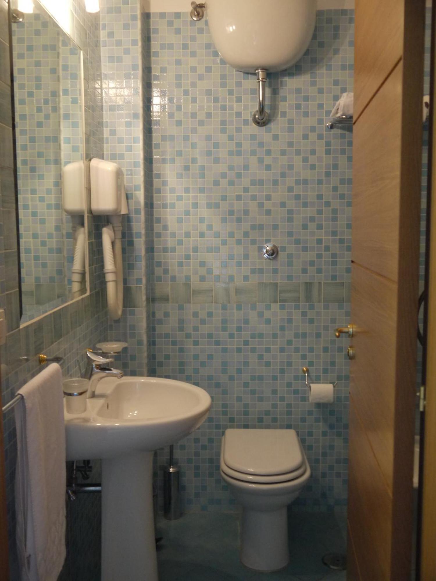 City Hotel Casoria Bagian luar foto