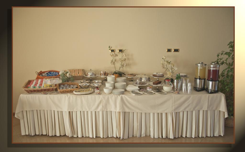 City Hotel Casoria Bagian luar foto